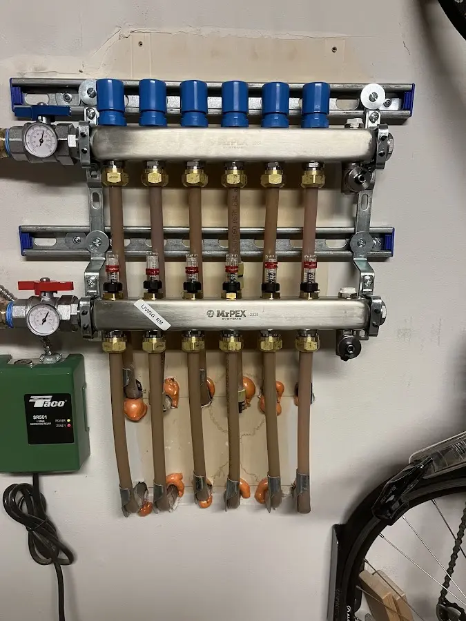 Plumber performing Gas Leak Detection at a residential property in Elwood